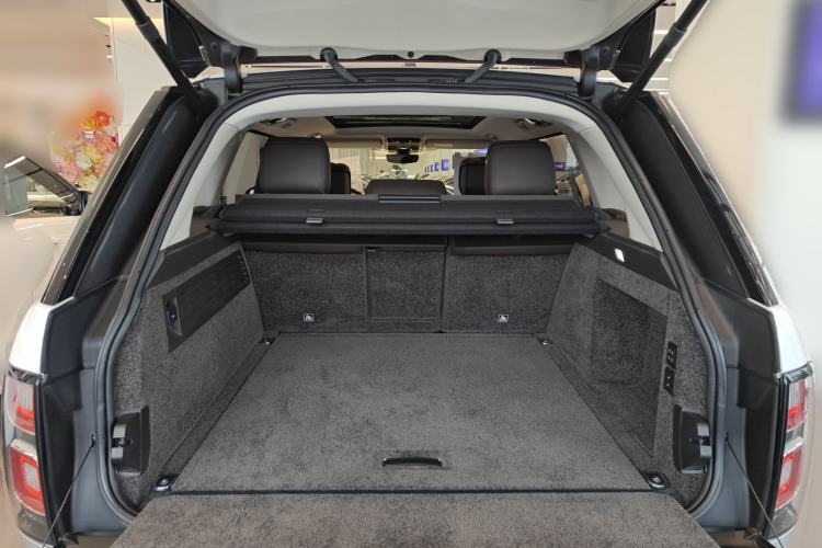 Used Land Rover Range  Trunk