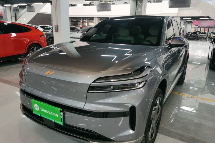 Used ONVO Luxeed L90 2025 Model—Ultra Six-Seater Version