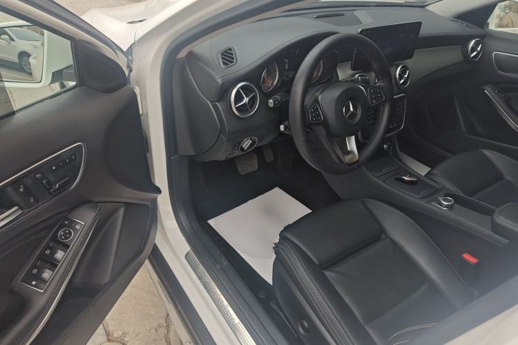 Used Mercedes-Benz GLA 2016 GLA 200 Fashion Model
