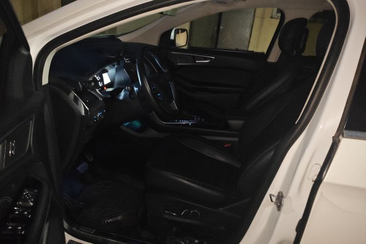 Used Ford Edge 2018 EcoBoost 245 Two-Wheel-Drive Titanium 7-Seater China V Standard
