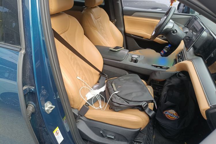 Used BYD Song L DM-i 2024 112 km Beyond Edition Right Front Seat