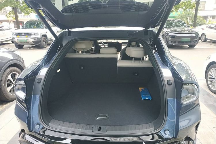 Used Xiaomi Auto YU7 2025 Ultra-Long Range High-Performance All-Wheel-Drive Max Edition