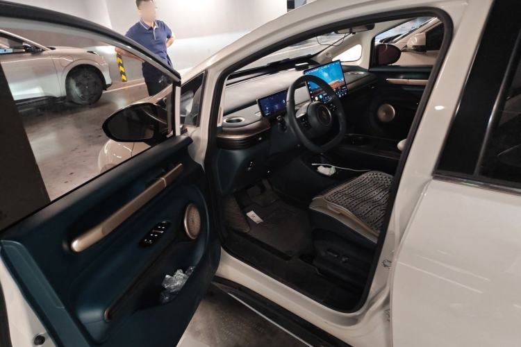 Used Baojun Cloud 2023 460 Max Lingxi Version
