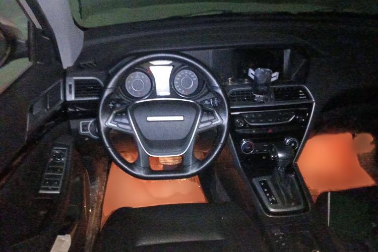 Used Leopaard CS10 2017 2.0T Automatic Urban Version
