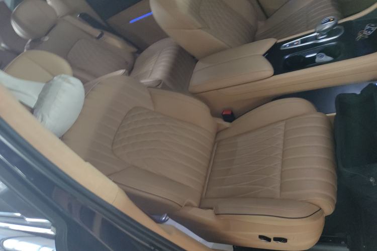 Used VOYAH Dream 2024 PHEV Ultra-Long Range Flagship Edition