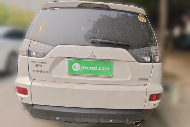 Used Mitsubishi Outlander 2010 Kijang 2.0 Sport Edition Rear