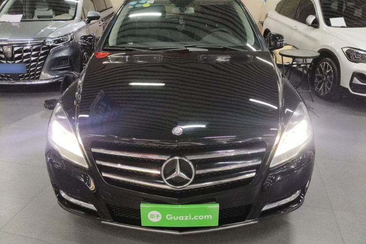 Used Mercedes-Benz R-Class 2017 R 320 4MATIC Business Edition Prestige Model
