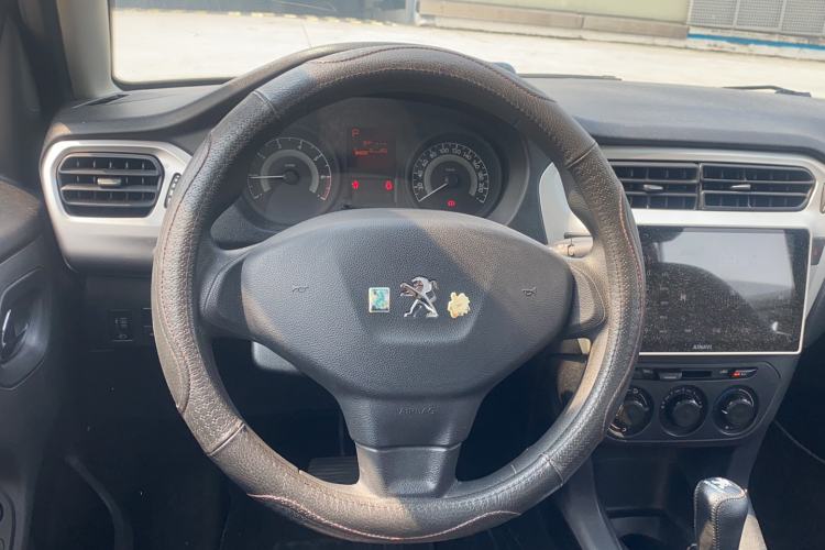 Used Peugeot 301 2014 1.6L Automatic Comfort Edition Steering Wheel