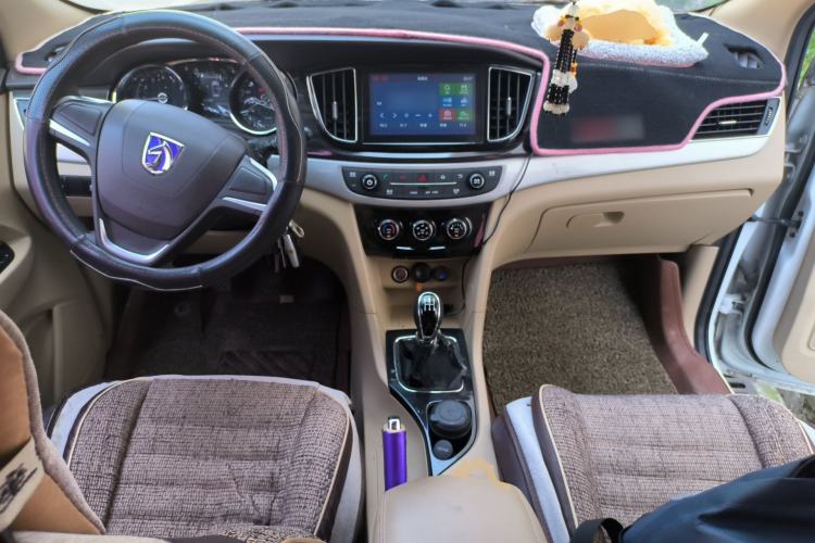 Used Baojun 730 2016 1.5L Manual Comfort Version 7 Seats China V Emission Standard
