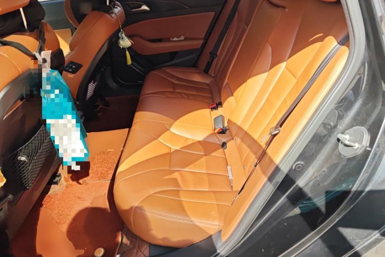 Used Hongqi H5 2018 30TD Smart Connect Dynamic Edition
