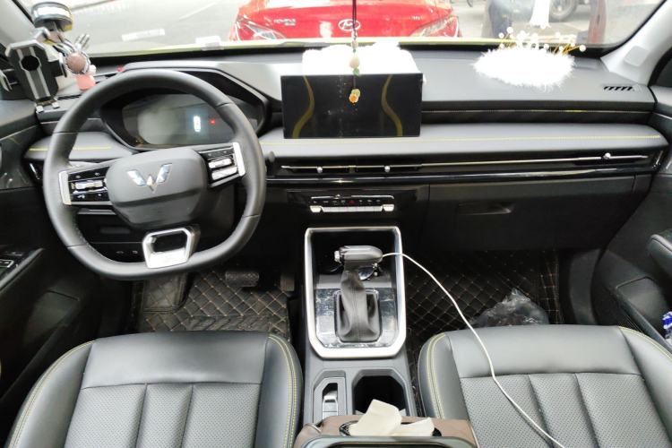 Used Wuling Alvez 2022 1.5T CVT Trendy & Cool Edition