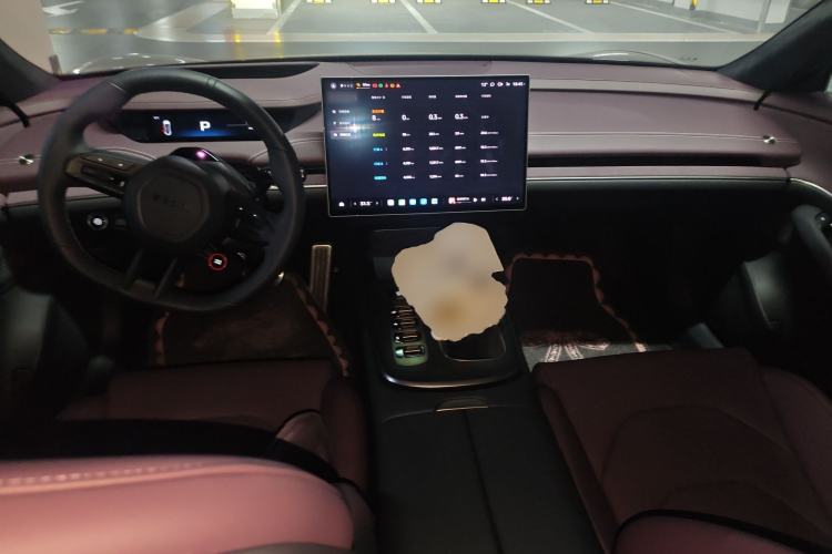 Used Xiaomi Auto SU7 2024 Four-Wheel Drive Ultra-Long Range Advanced Intelligent Driving Max Edition