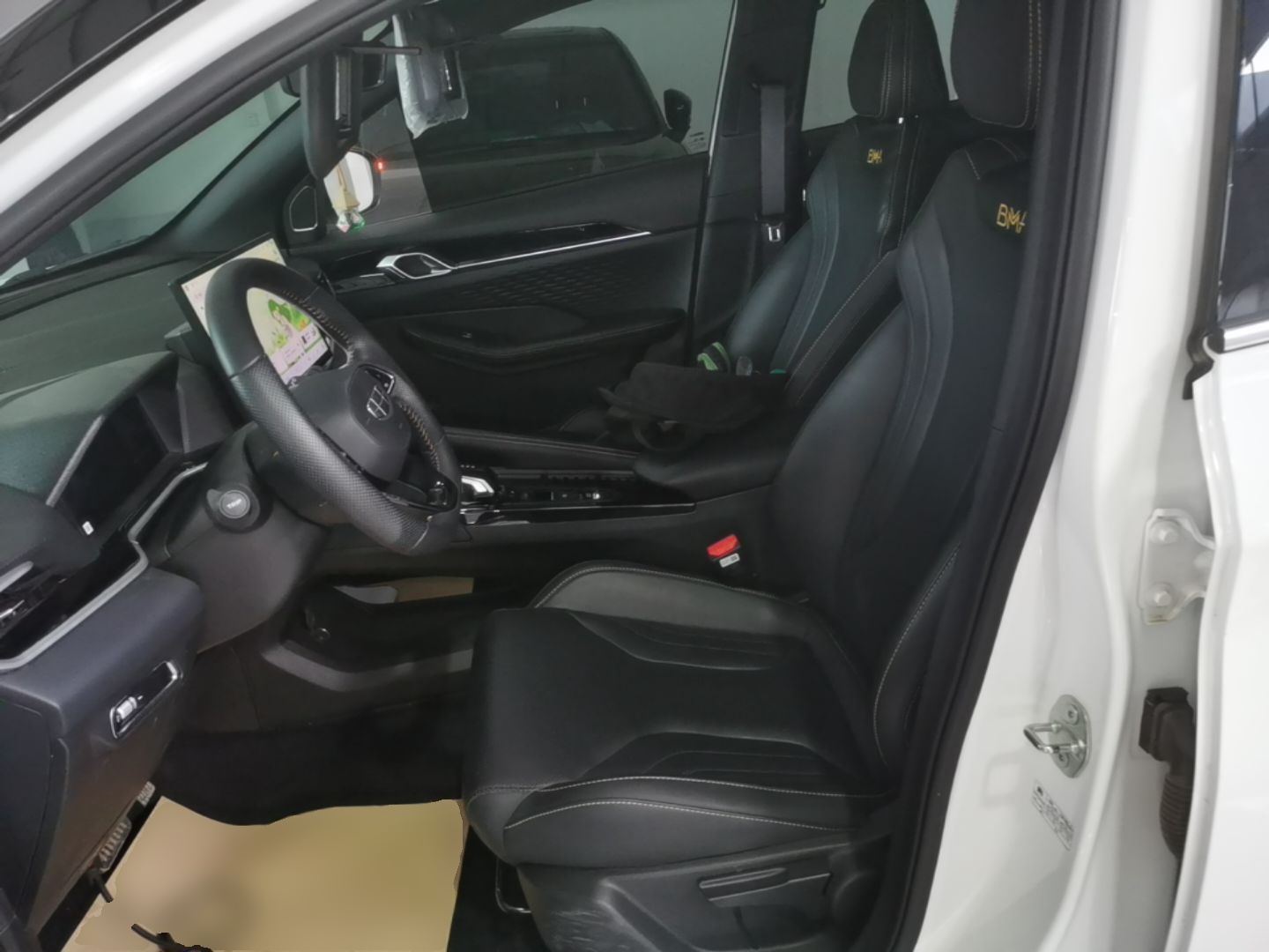Geely Auto Coolray 2025 Bin Yue L 1.5TD DCT Star Diamond — снимка 17