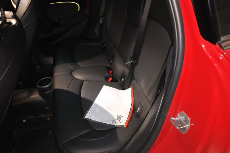 Used MINI MINI 2022 Updated 1.5T COOPER Classic Edition Five-Door Version
