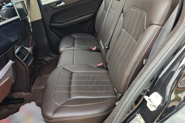 Used Mercedes-Benz GLE 2016 GLE 320 4MATIC Luxury Model Left Rear Seat