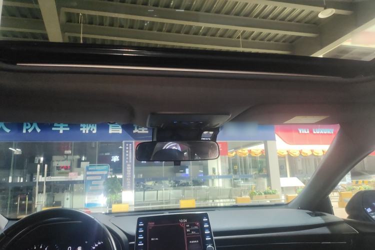 Used Toyota Avalon 2019 2.0L Luxury Edition China VI Standard Headliner