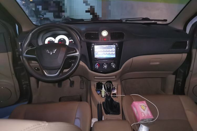 Used Wuling Hongguang 2013 1.5L S Comfort Model
