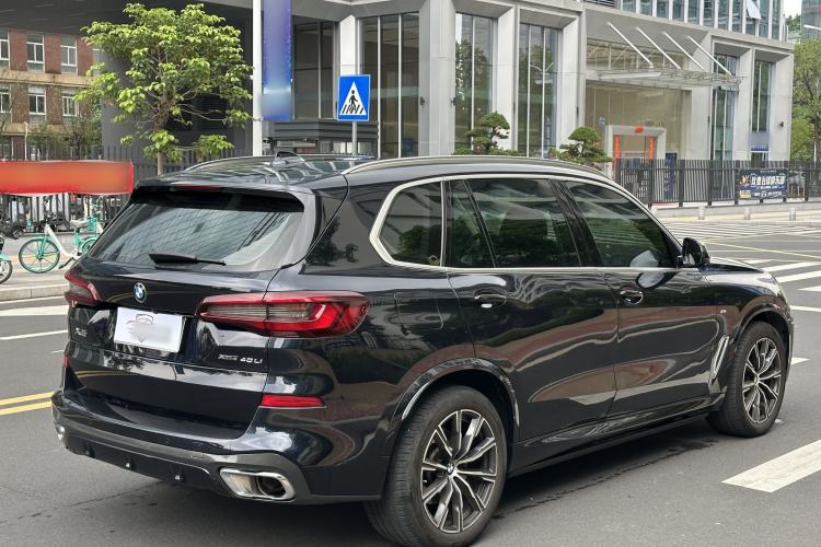 Used BMW X5 2022 Restyled xDrive 30Li Luxury Version M Sport Package