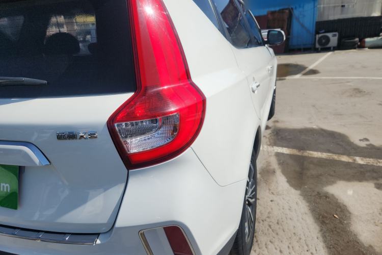 Used Geely Auto Vision X6 2016 1.3T CVT Flagship Model