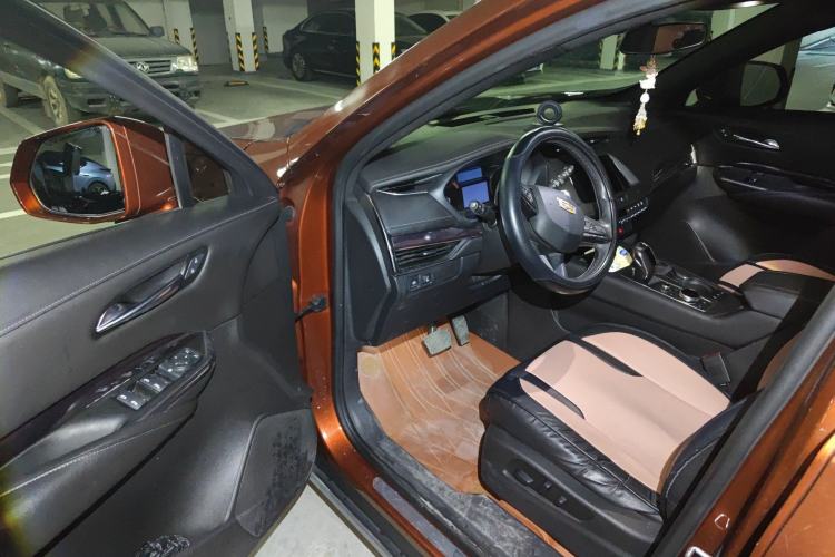 Used Cadillac XT4 2018 28T Two-Wheel Drive Tech Version Driver Seat