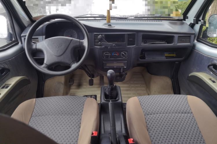 Used Wuling Zhiguang 2015 1.2L Practical LS-I Model