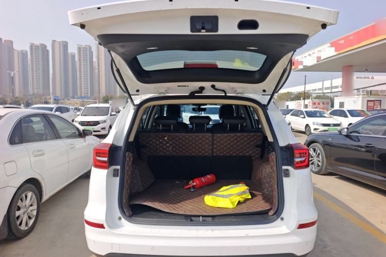 Used BYD Song 2021 Classic Edition 1.5T Manual Luxury Model
