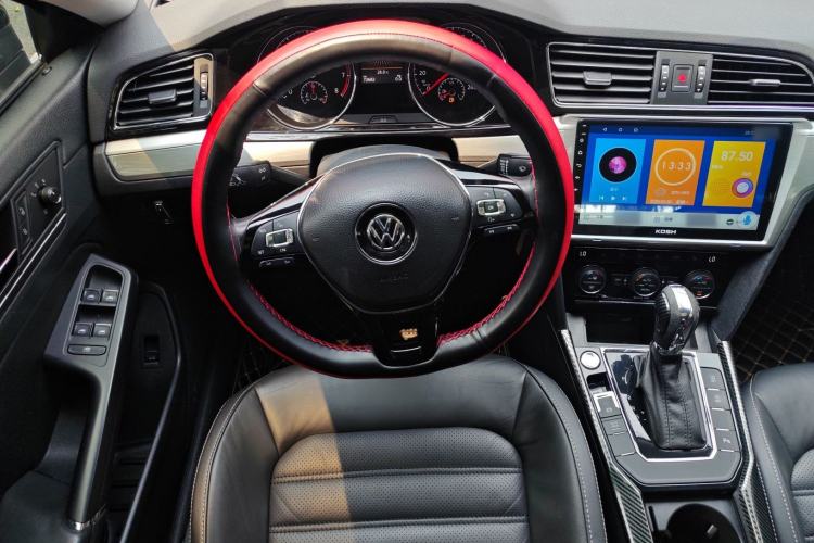 Used Volkswagen Lamando 2018 280TSI DSG Luxury Edition Steering Wheel