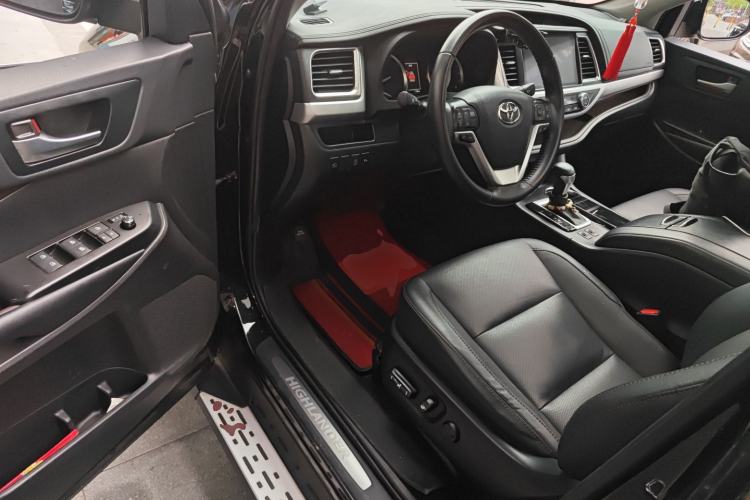 Used Toyota Highlander 2021 2.0T Four-Wheel Drive Luxury Edition 7 Seats Driver Seat
