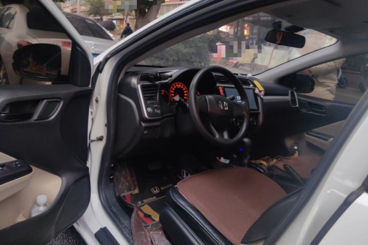 Used Honda Greiz 2016 1.5L CVT Classic Edition

