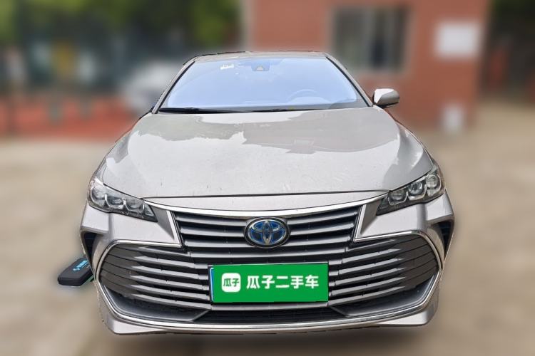 Used Toyota Avalon 2019 Dual-Engine 2.5L Luxury Edition China VI Standard
