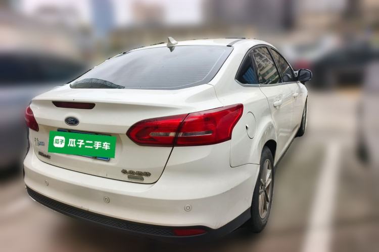 Used Ford Focus 2015 Sedan EcoBoost 180 Automatic Elite Model Rear Right 45 Deg