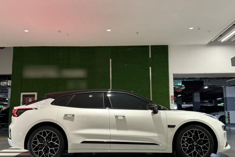 Used Zeekr 001 2025 WE Edition 95 kWh All-Wheel Drive