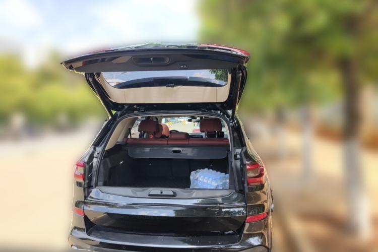 Used BMW X5 2022 Restyled xDrive 30Li Luxury Version M Sport Package Trunk