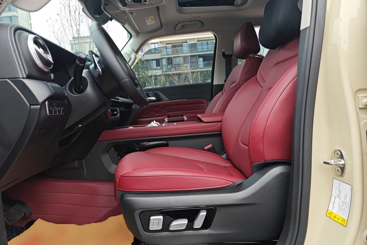 Used Tank 300 2025 2.0T Conqueror
