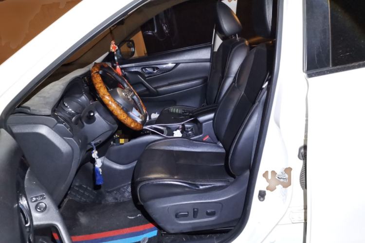 Used Nissan X-Trail 2017 2.5L CVT Luxury Edition 4WD
