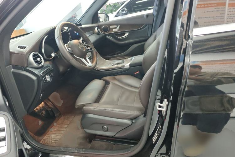 Used Mercedes-Benz GLC 2020 Facelift GLC 260 L 4MATIC Luxury Edition
