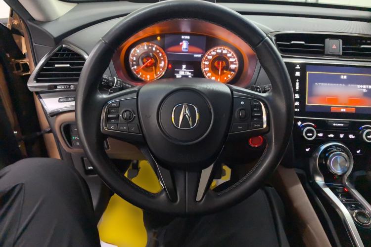 Used Acura CDX 2016 1.5T Two-Wheel Drive Deluxe Edition