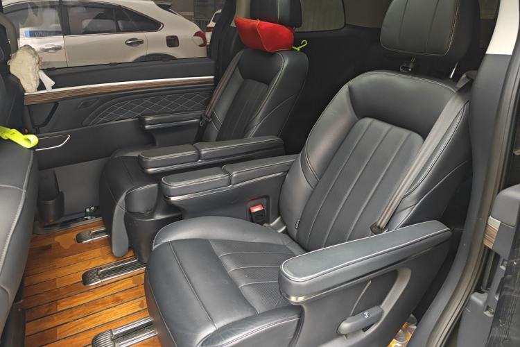 Used GAC Trumpchi M8 2020 390T Deluxe Edition Left Rear Seat