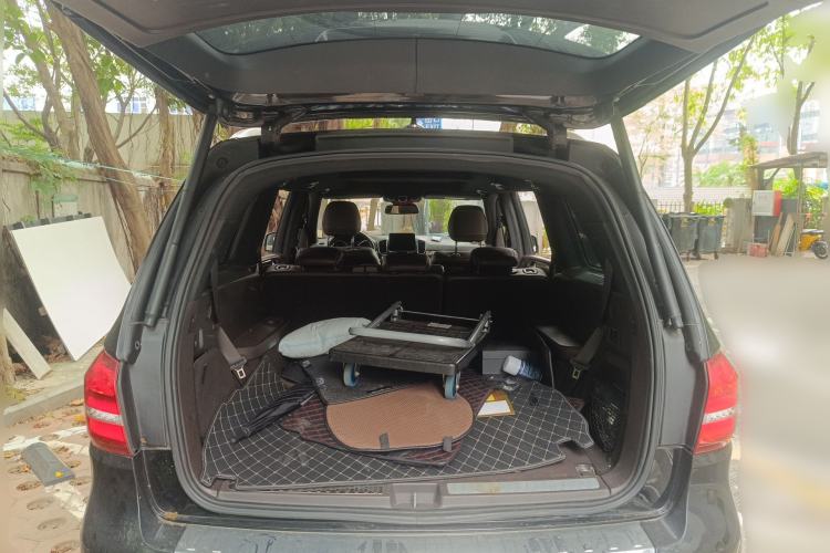 Used Mercedes-Benz GLS 2017 GLS 400 4MATIC Dynamic Model Trunk