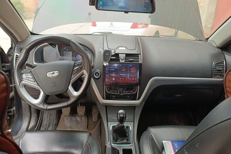 Used Geely Auto Emgrand 2016 Sedan 1.5L Manual Upward Edition Center Console