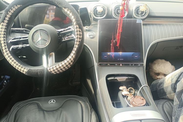 Used Mercedes-Benz C-Class 2023 Second Facelift C 260 L Sport Edition Center Console