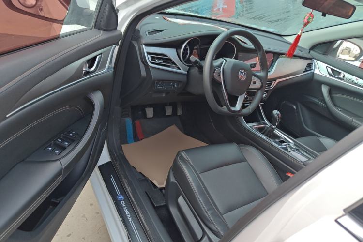 Used Changan Eado 2019 High-Energy Edition 1.6L GDI Manual Pioneer Model China VI Standard
