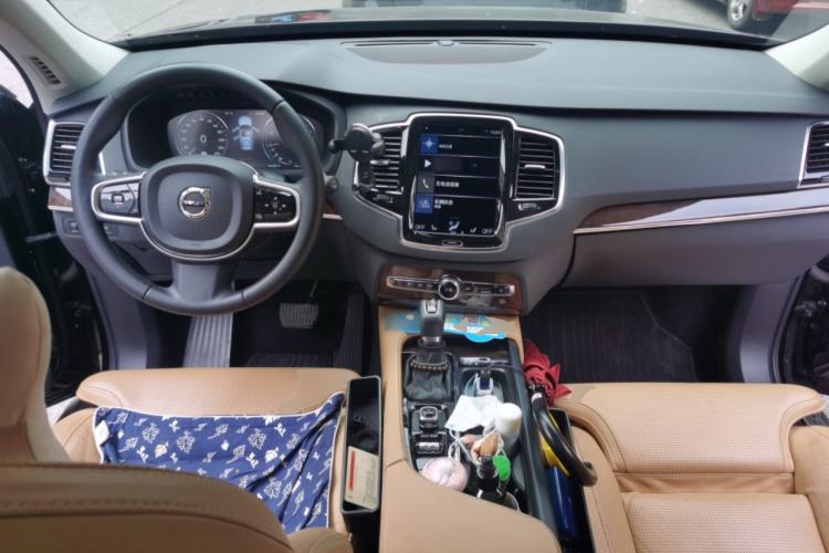 Used Volvo XC90 2015 T6 Zhiya Edition 7-seater Center Console