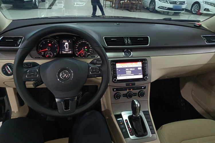 Used Volkswagen Magotan 2015 1.8TSI Advanced Model