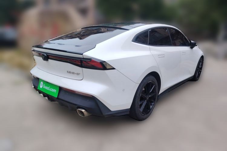 Used Changan UNI-V 2022 1.5T Smart Navigation Version