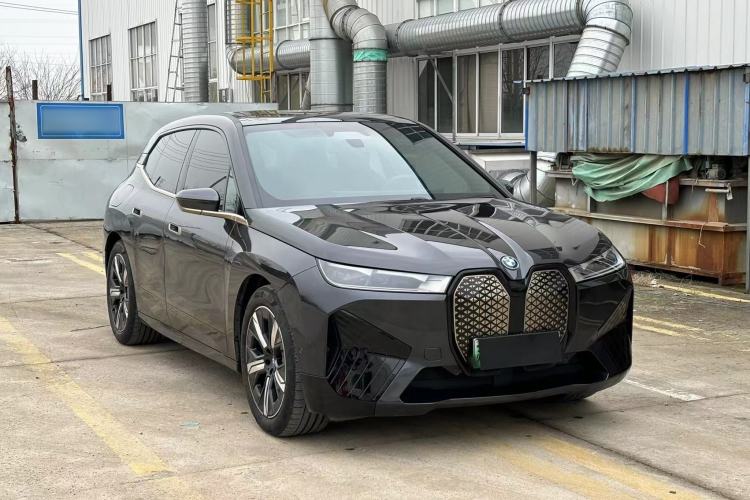 Used BMW iX 2022 xDrive40
