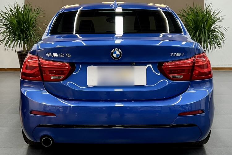 Used BMW 1 Series 2017 118i Sport Edition Exterior 5
