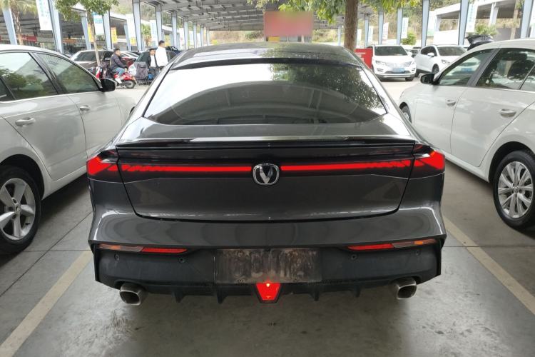 Used CHANGAN UNI-V 2023 1.5T Prestige Model
