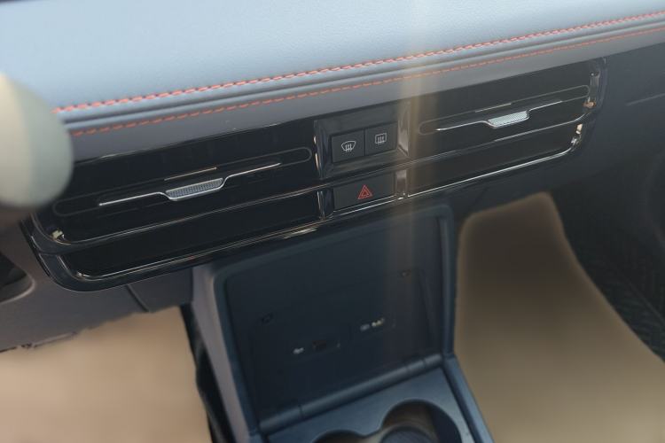 Used Geometry E Firefly 2023 401KM Linglong Tiger 5-Seater