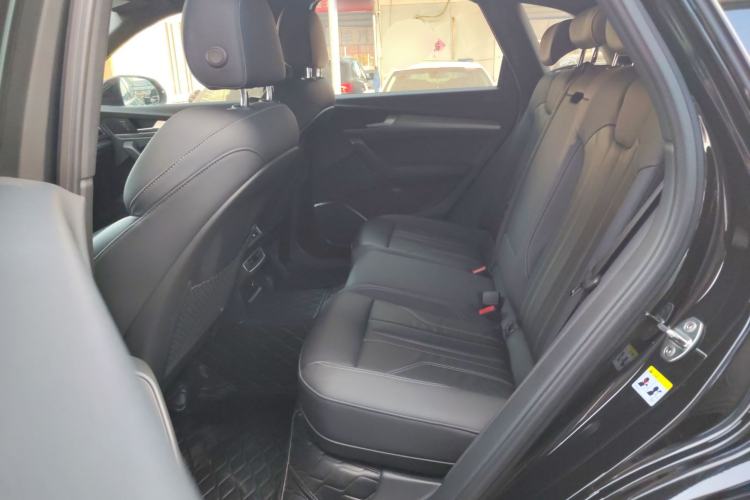 Used Audi Q5L 2022 40T Fashionable and Dynamic Model